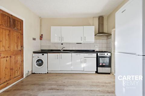 undefined, London Road, Grays, RM17