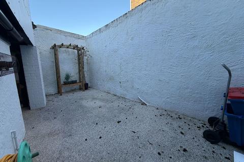 3 bedroom terraced house for sale, West End, Beaumaris LL58