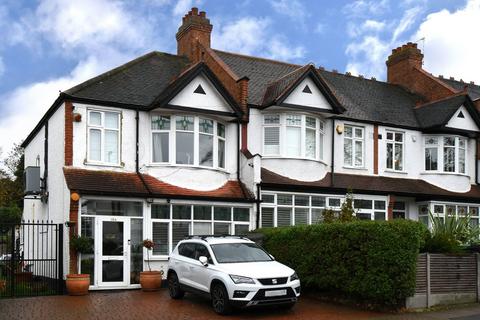 3 bedroom end of terrace house for sale, Cranston Road, London, SE23 2EY