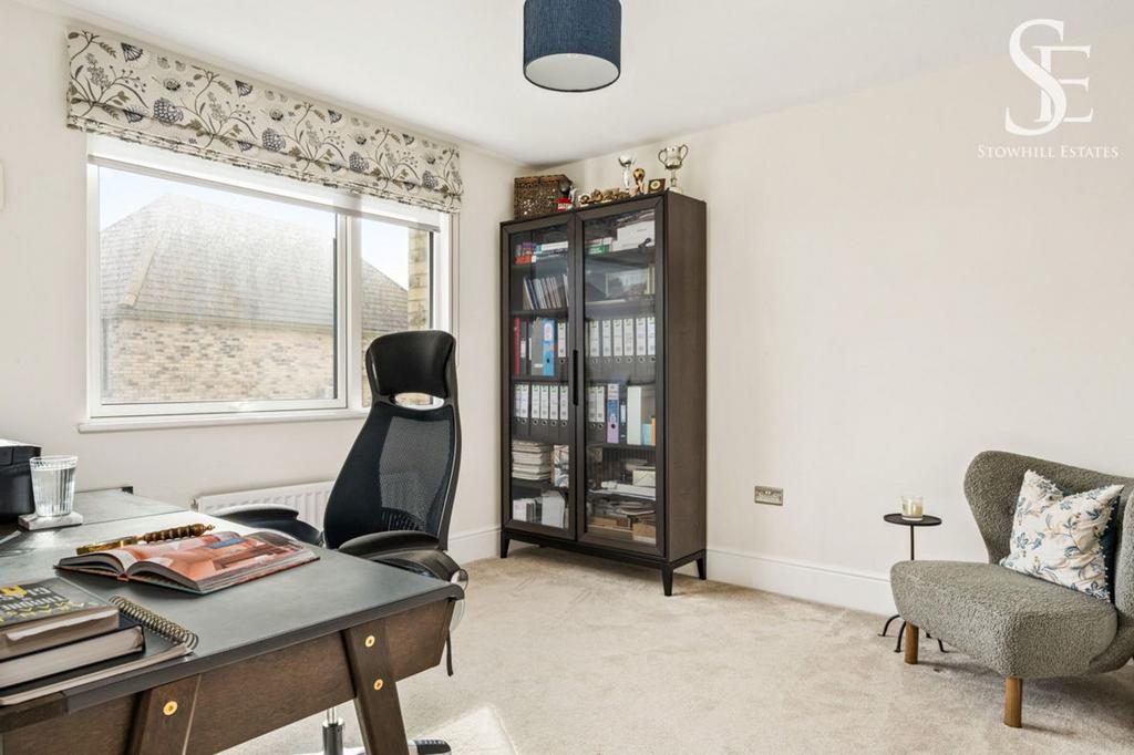 Bedroom - study