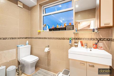 3 bedroom semi-detached house for sale, Abbotts Drive, Wembley