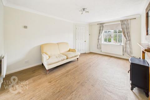 2 bedroom terraced house for sale, Millview, Ormesby, Great Yarmouth