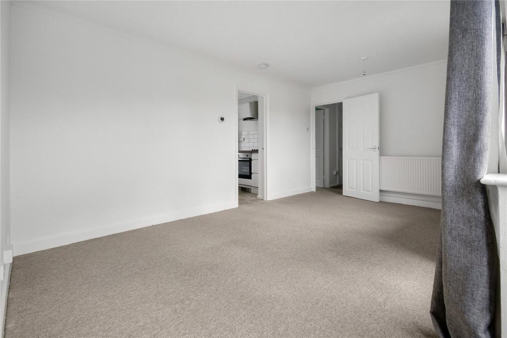 Living Room/Bedroom