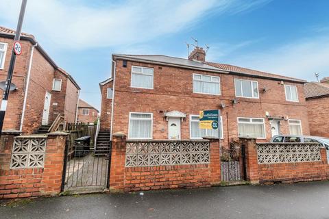 2 bedroom ground floor flat for sale, Benson Road, Walker, Newcastle upon Tyne, NE6