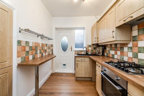 2 bedroom ground floor flat for sale, Benson Road, Walker, Newcastle upon Tyne, NE6