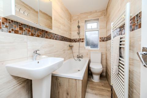 2 bedroom ground floor flat for sale, Benson Road, Walker, Newcastle upon Tyne, NE6
