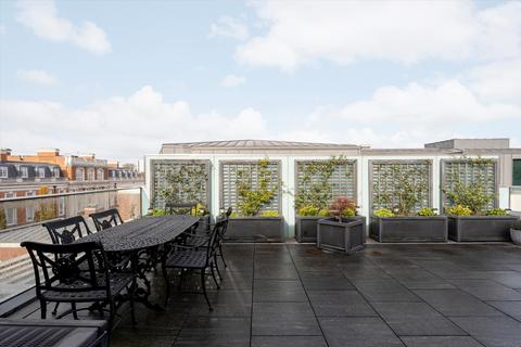 4 bedroom flat for sale, Manresa Road, London, SW3