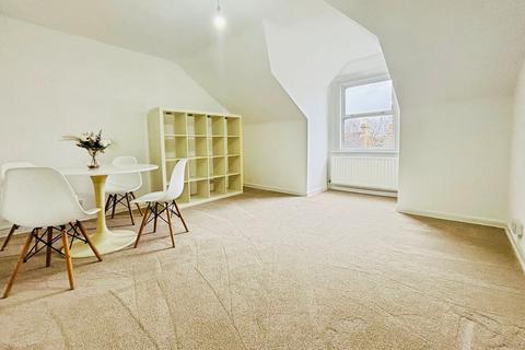 1 bedroom apartment to rent, Ringstead Road, London SE6