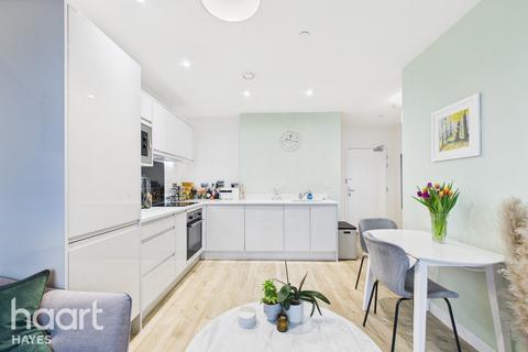1 bedroom flat for sale, 53 Pump Lane, Hayes