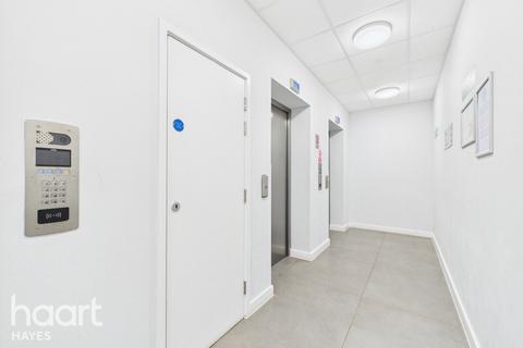 1 bedroom flat for sale, 53 Pump Lane, Hayes