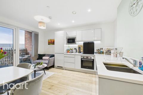1 bedroom flat for sale, 53 Pump Lane, Hayes
