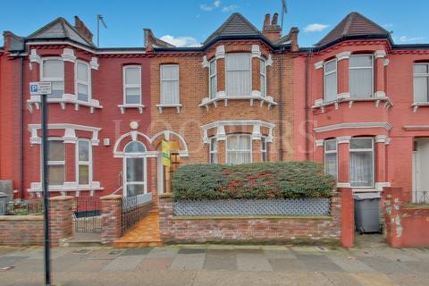 4 bedroom terraced house for sale, Mora Road, London, NW2