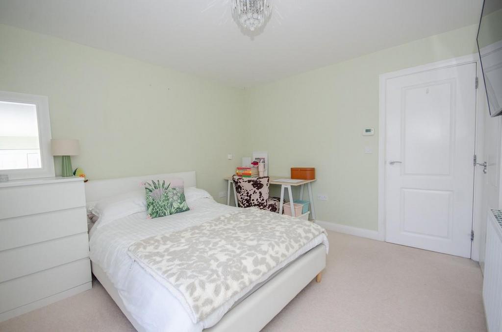 Bedroom one pic 2.jpg