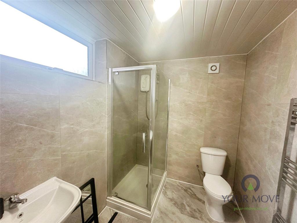 Gr Floor Shower Rm
