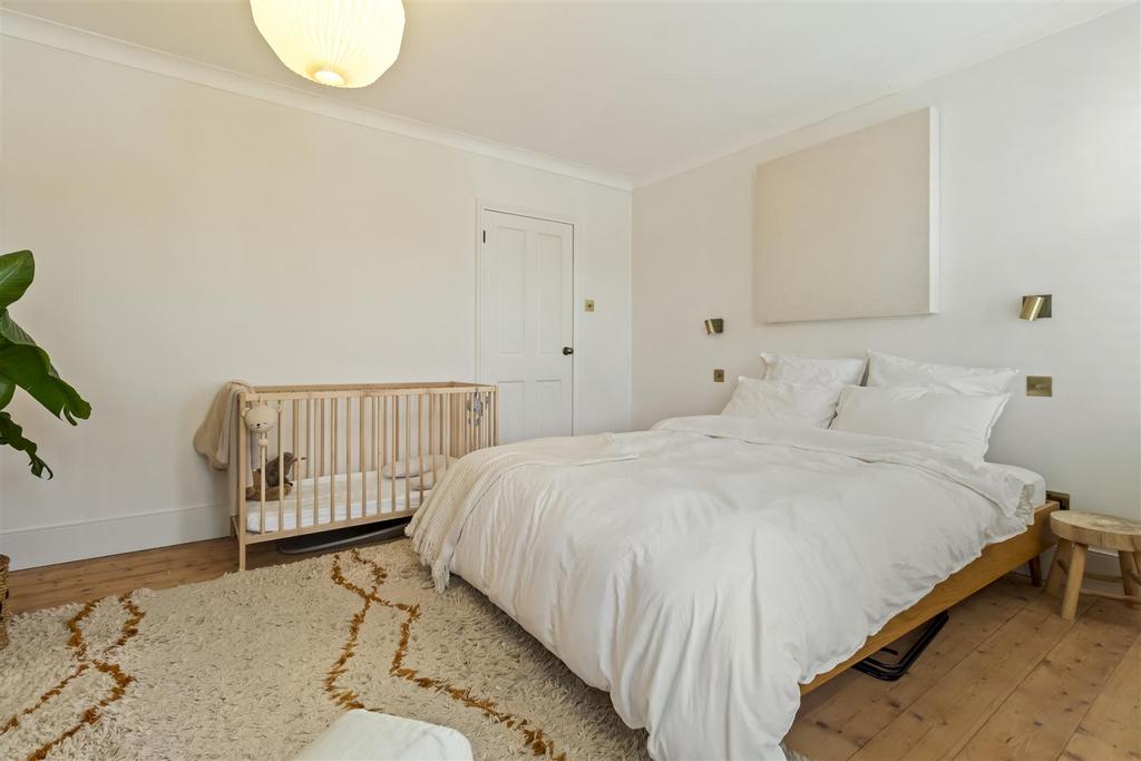 154 Lyndhurst Road-022.JPG