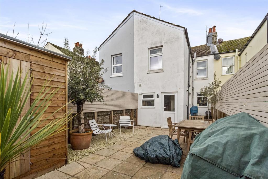 154 Lyndhurst Road-025.JPG