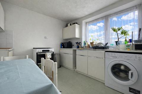 2 bedroom terraced house for sale, Huntsman Road, Hainault, IG6