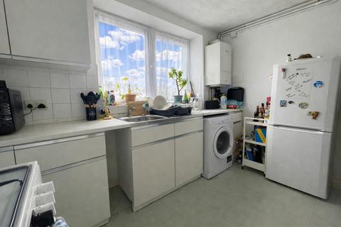 2 bedroom terraced house for sale, Huntsman Road, Hainault, IG6