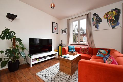 2 bedroom maisonette for sale, Lordship Lane, London, SE22