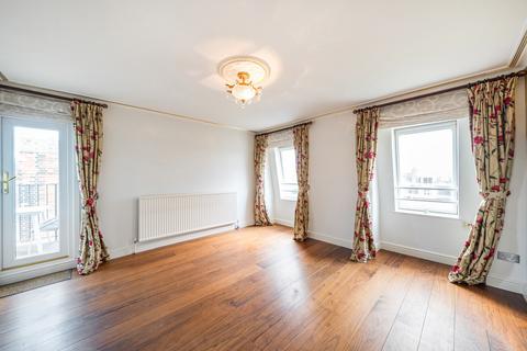 2 bedroom apartment for sale, Netherhall Gardens, Hampstead, NW3