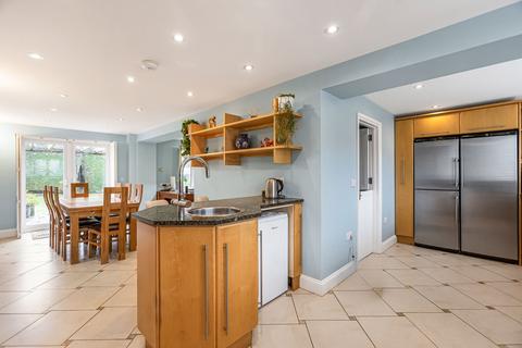 5 bedroom detached house for sale, Bushey Row, Bampton, Oxfordshire, OX18
