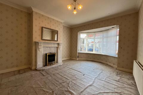 2 bedroom semi-detached bungalow for sale, Reading Road, South Shields, Tyne and Wear, NE33 4SF