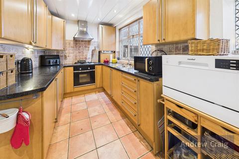 4 bedroom cottage for sale, North Guards, Whitburn