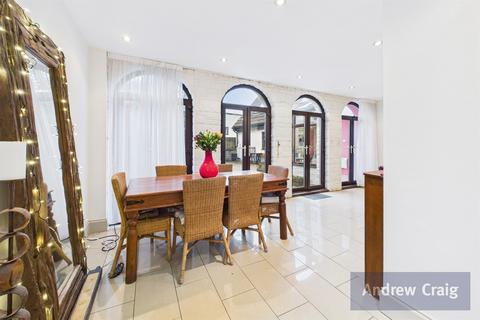 4 bedroom cottage for sale, North Guards, Whitburn