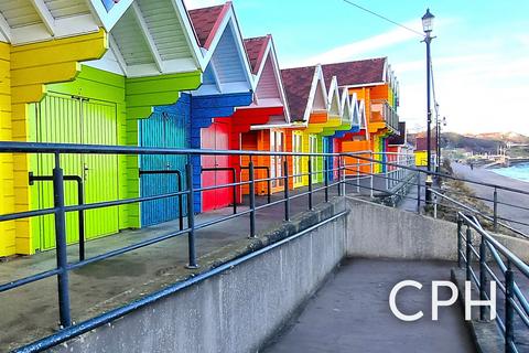 undefined, North Bay, Scarborough, YO12