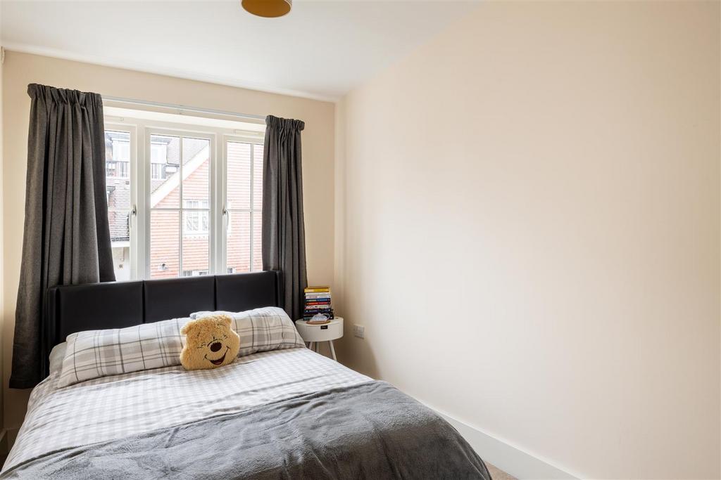 88 Middle Village-7.jpg