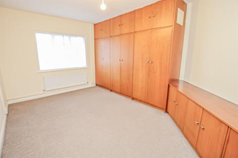 3 bedroom flat to rent, East End Road, Hampstead Garden Suburb, N2
