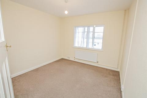 3 bedroom flat to rent, East End Road, Hampstead Garden Suburb, N2