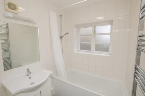 3 bedroom flat to rent, East End Road, Hampstead Garden Suburb, N2