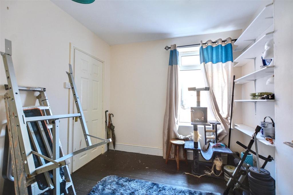Bedroom 2 2.jpeg