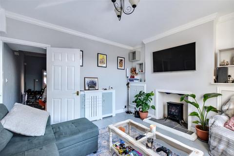 2 bedroom end of terrace house for sale, St. James Terrace, Stapleford, Nottingham