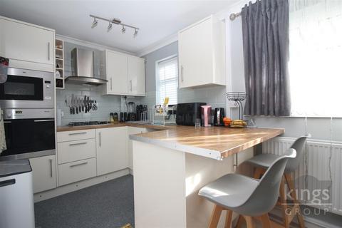 undefined, Blackbush Spring, Harlow
