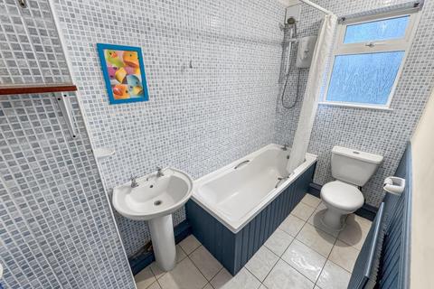 undefined, Upland Crescent, Oakwood, Leeds