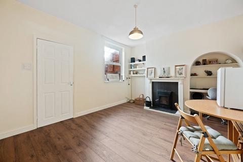 2 bedroom end of terrace house for sale, Jubilee Street, Kettering NN14