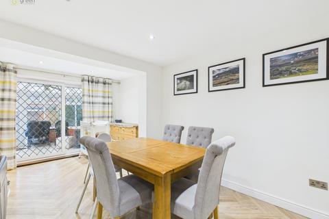 3 bedroom semi-detached house for sale, Streetly B74