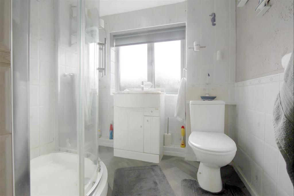 Bathroom.JPG