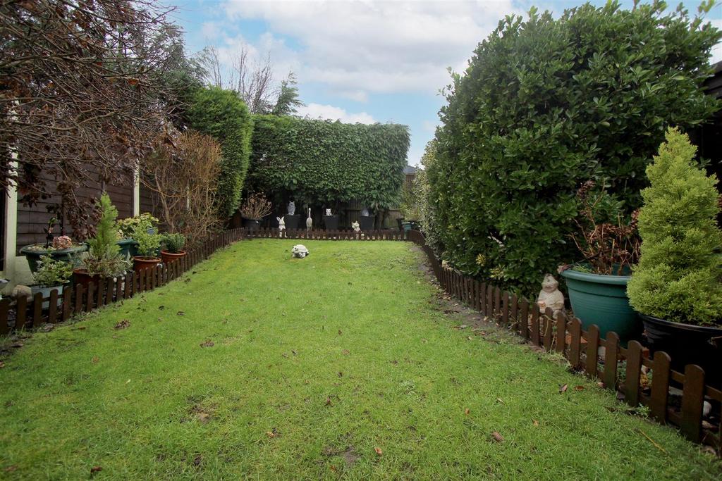 Garden b.JPG