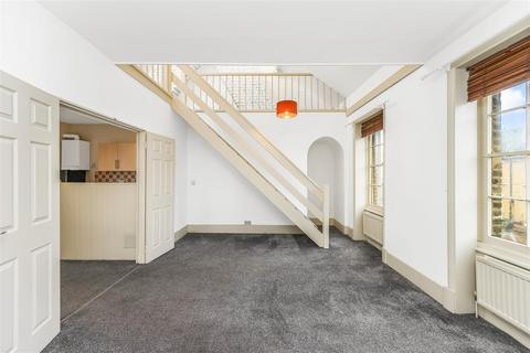 1 bedroom flat to rent, Forest Road, Walthamstow, E17