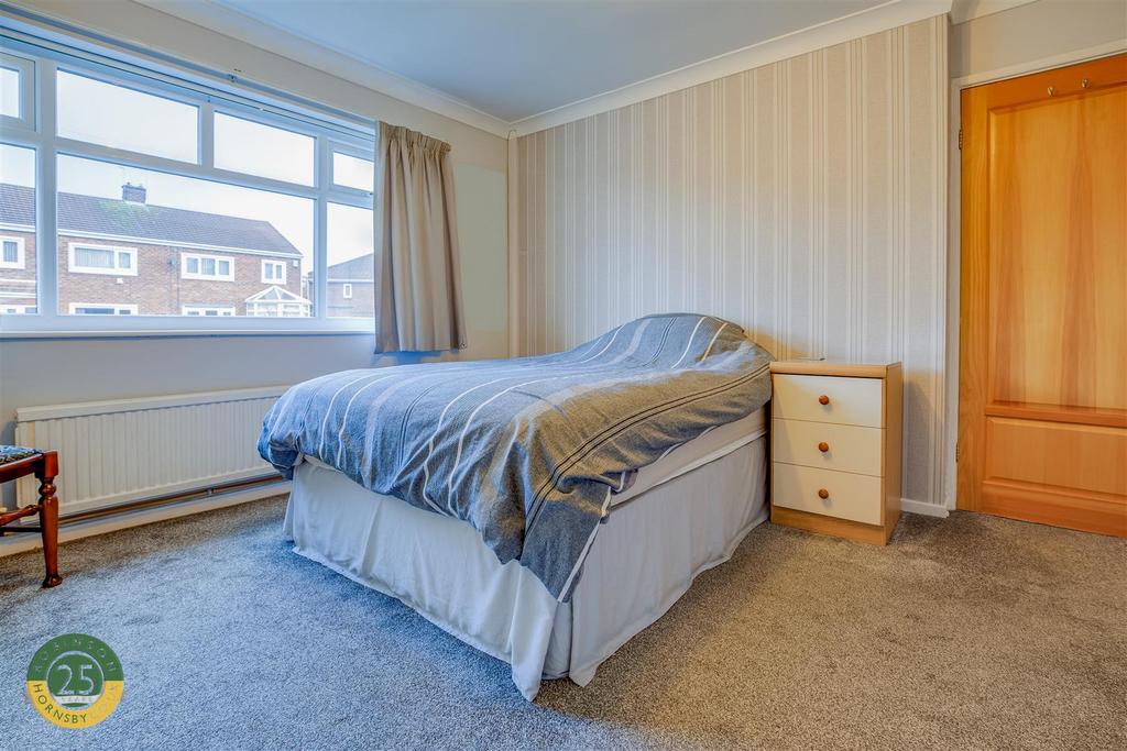 Bedroom 1.1.jpg