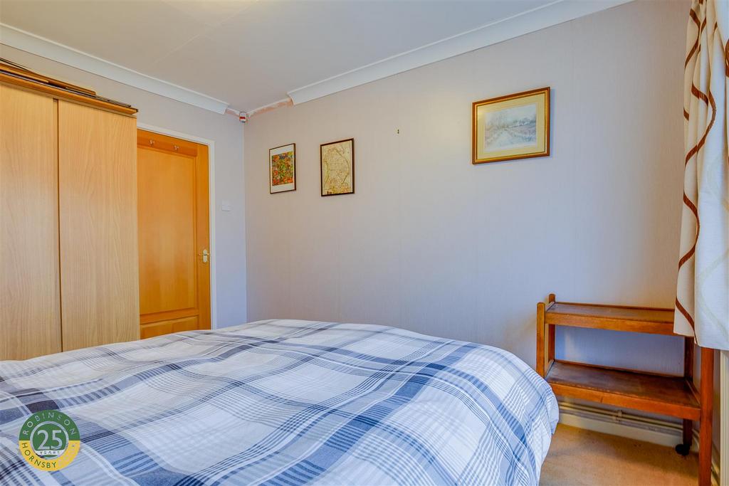 Bedroom 2.3.jpg