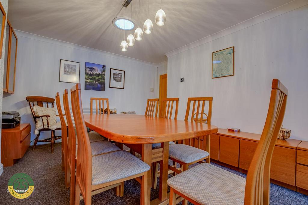 Dining room 1.2.jpg