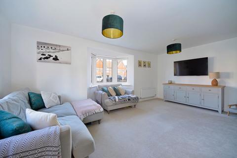 3 bedroom detached house for sale, Maple Road, Cranleigh, GU6