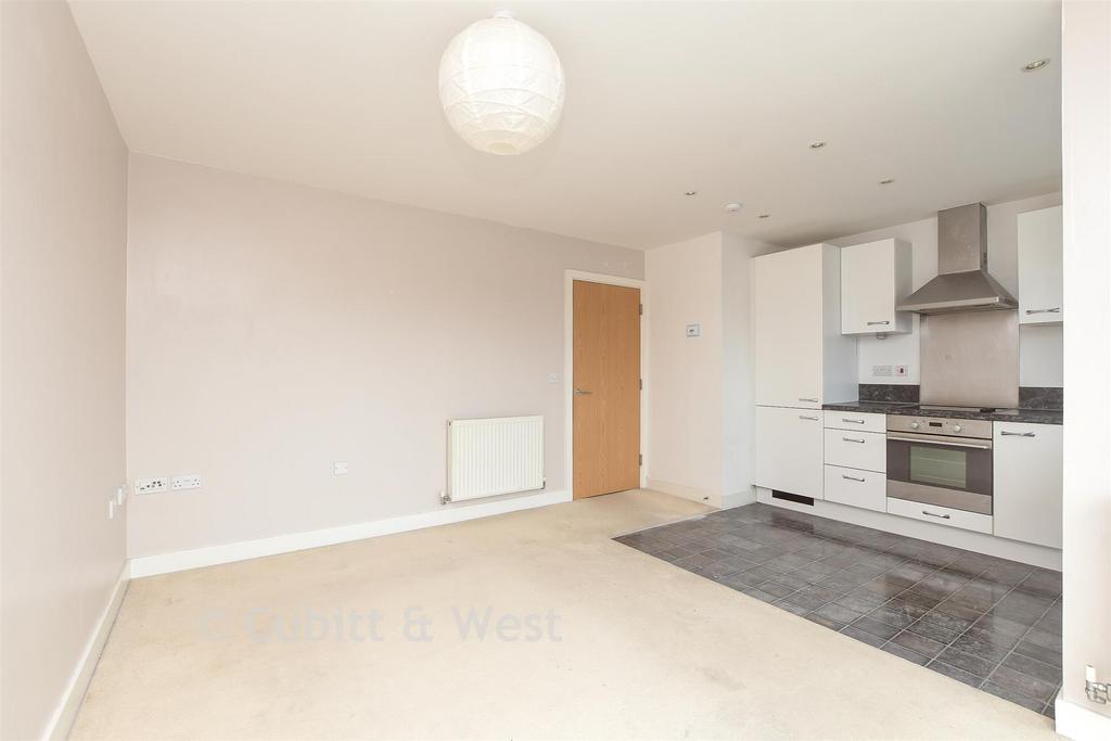 Living/Dining Area