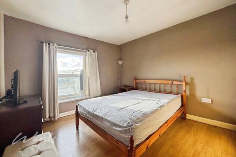 undefined, London Road Northfleet DA11