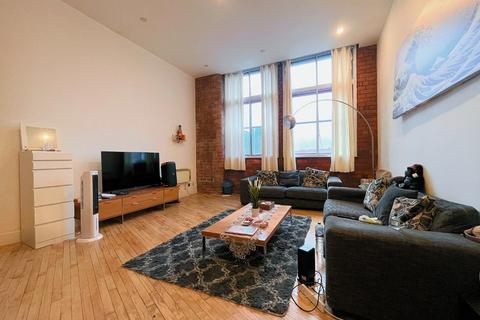 2 bedroom flat to rent, Centaur House, Leeds