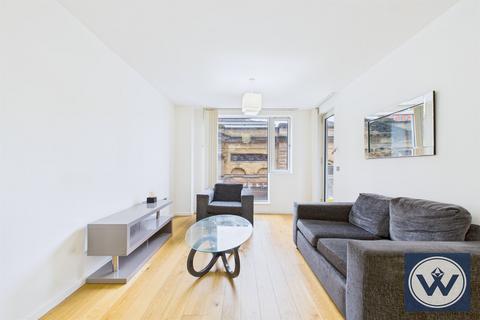 1 bedroom apartment to rent, One Smithfield Square, M4